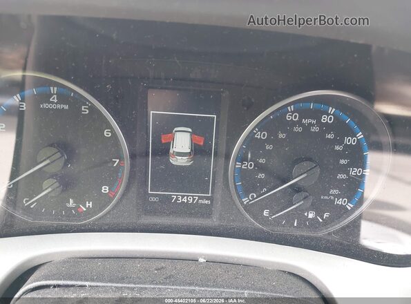 2T3RFREVXJW833929 2018 TOYOTA RAV4 Red უკანა სავარძლების ხედი
