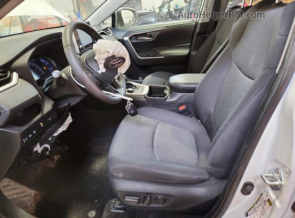 2T3RWRFV1PW184366 2023 TOYOTA RAV4 White 