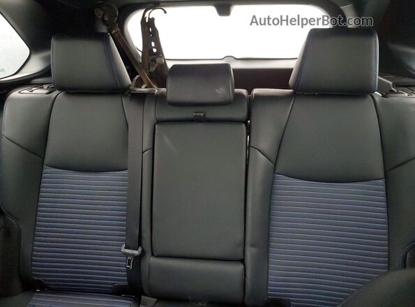 2T3RWRFV4MW113142 2021 TOYOTA RAV4 White Rear seats view