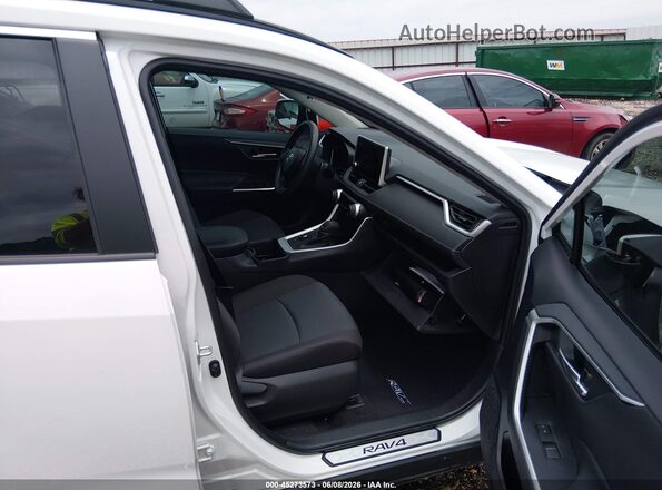 2T3RWRFV4RW245258 2024 TOYOTA RAV4 HYBRID Белый 