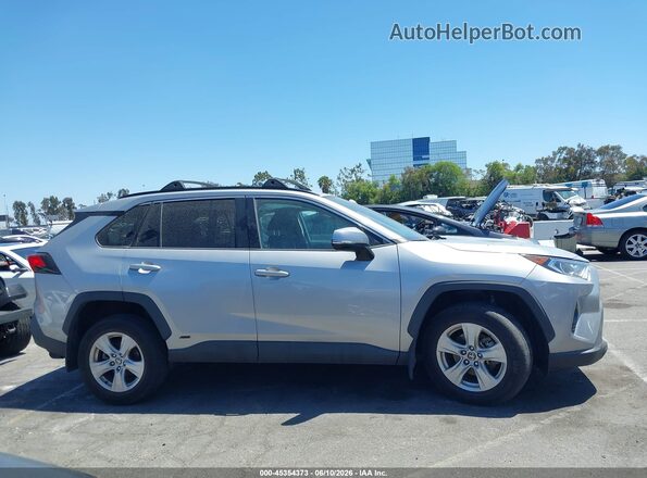 2T3RWRFV6MW115748 2021 TOYOTA RAV4 HYBRID Silver Widok wnętrza z tyłu