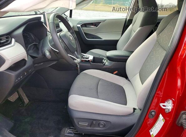 2T3RWRFV6RW243463 2024 TOYOTA RAV4 Red Вид салону спереду