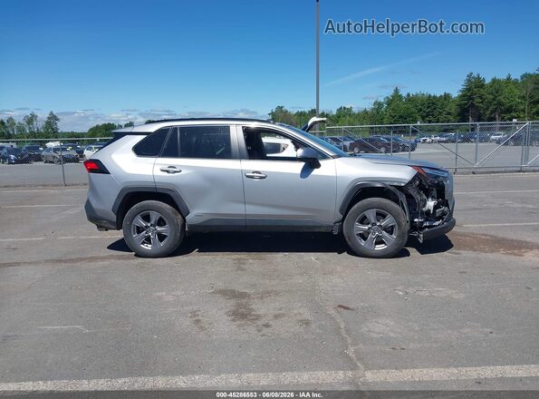 2T3RWRFV8NW131290 2022 TOYOTA RAV4 HYBRID Silver 