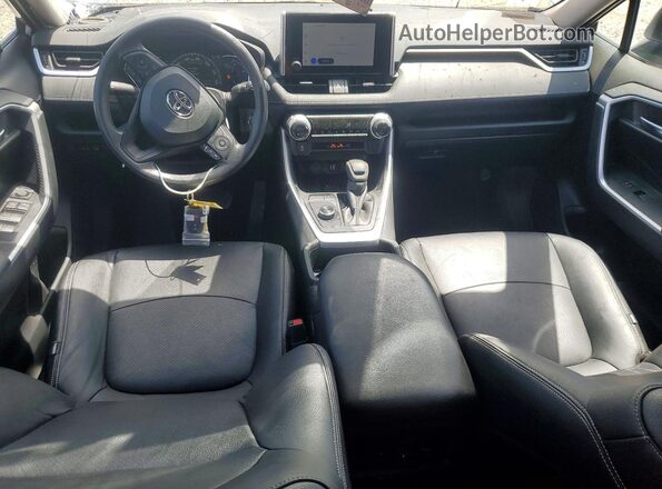 2T3RWRFV9RW202292 2024 TOYOTA RAV4 Silver Առջևի վահանակի տեսք