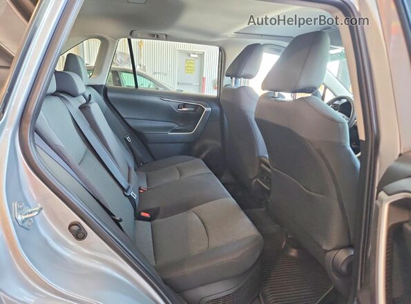 2T3RWRFVXRW242395 2024 TOYOTA RAV4 Silver 