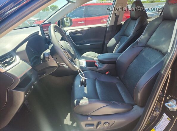 2T3S1RFV6RW459281 2024 TOYOTA RAV4 Black Front interior view