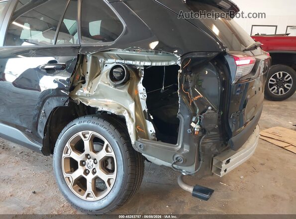2T3UWRFV2PW165710 2023 TOYOTA RAV4 HYBRID Black Widok z przodu