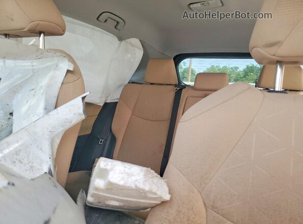 2T3W1RFV0LW083265 2020 TOYOTA RAV4 White Հետևի նստատեղերի տեսք