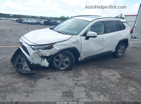 2T3W1RFV0PC214864 2023 TOYOTA RAV4 Белый Передняя левая четверть