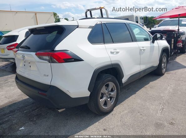 2T3W1RFV0RW338618 2024 TOYOTA RAV4 White უკანა მარჯვენა
