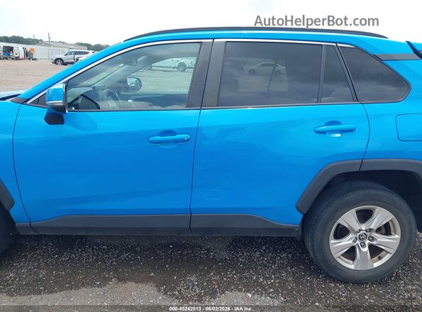 2T3W1RFV1MW126917 2021 TOYOTA RAV4 Blue 