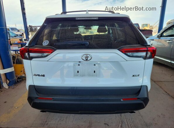 2T3W1RFV1MW159660 2021 TOYOTA RAV4 White Rear view