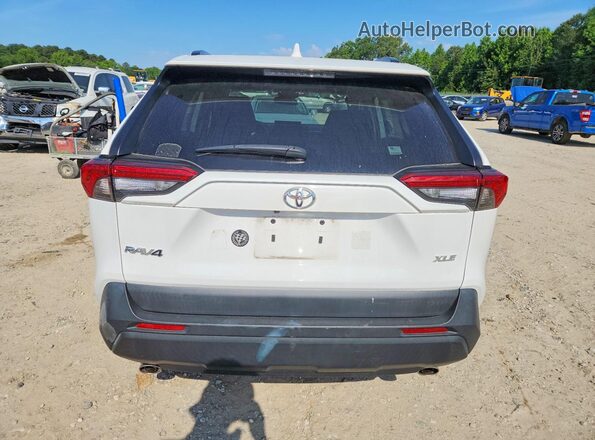 2T3W1RFV1NC189681 2022 TOYOTA RAV4 White Widok z tyłu