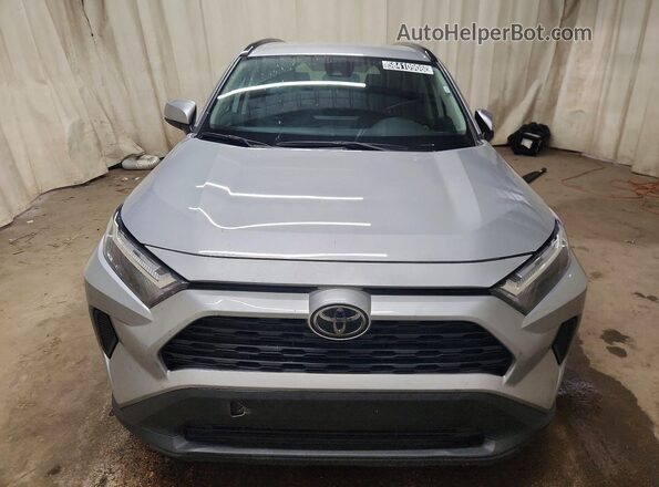 2T3W1RFV1SW387333 2025 TOYOTA RAV4 Silver Դիմացի տեսք