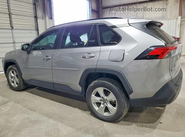 2T3W1RFV2LC066386 2020 TOYOTA RAV4 Silver 