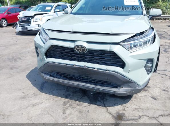 2T3W1RFV2LW062725 2020 TOYOTA RAV4 Navy Widok z przodu