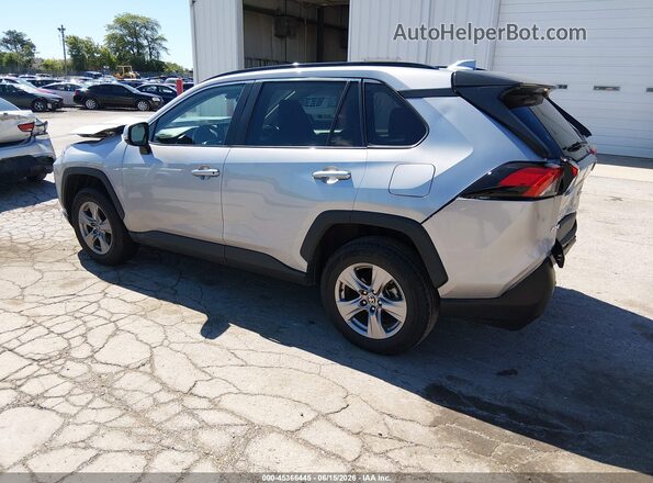 2T3W1RFV2NC185817 2022 TOYOTA RAV4 Silver Trasero izquierdo