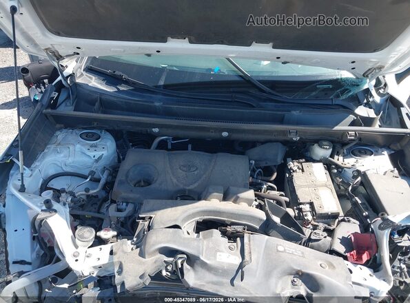 2T3W1RFV2RW308939 2024 TOYOTA RAV4 White Vista trasera