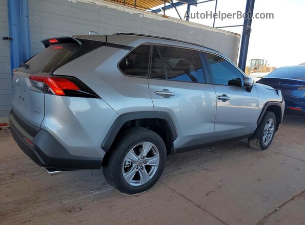 2T3W1RFV4SC359379 2025 TOYOTA RAV4 Silver Rear right