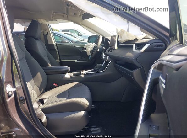 2T3W1RFV5SC304696 2025 TOYOTA RAV4 Серый Вид салона спереди