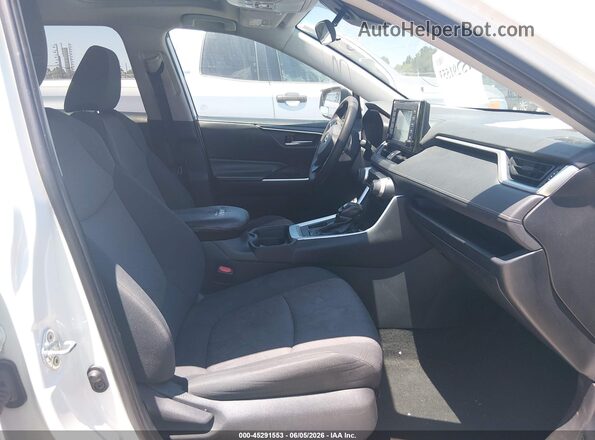 2T3W1RFV6KC005718 2019 TOYOTA RAV4 White Front interior view