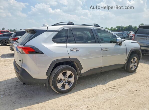 2T3W1RFV6SW409519 2025 TOYOTA RAV4 Silver 