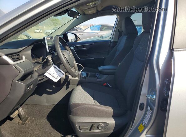 2T3W1RFV6SW431116 2025 TOYOTA RAV4 Silver Widok wnętrza z przodu