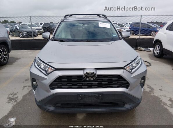 2T3W1RFV7LW088138 2020 TOYOTA RAV4 Silver ხელსაწყოთა პანელის ხედი