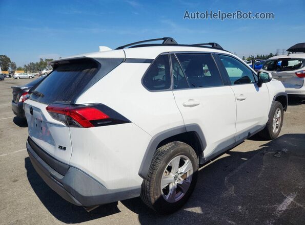 2T3W1RFV7MC114675 2021 TOYOTA RAV4 White 