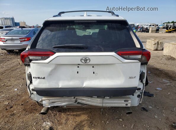 2T3W1RFV7MW163745 2021 TOYOTA RAV4 White Вид ззаду