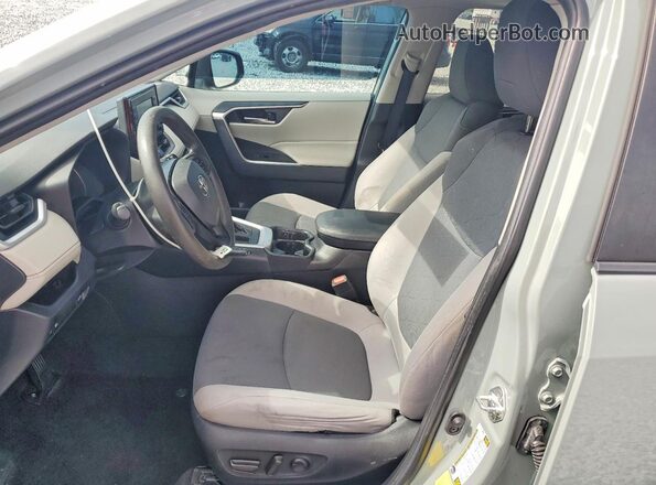 2T3W1RFV8KW009199 2019 TOYOTA RAV4 Green Front interior view