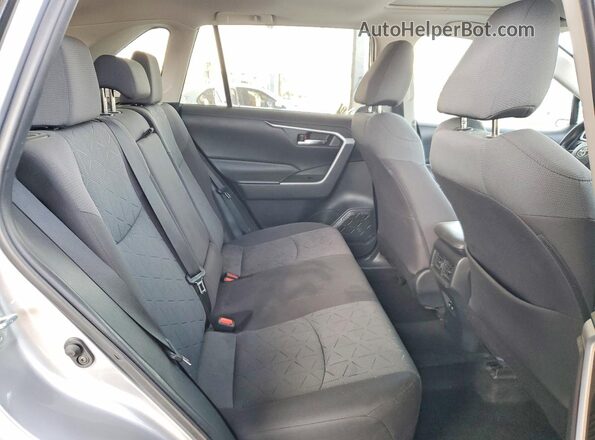 2T3W1RFV8LC044831 2020 TOYOTA RAV4 Silver Вид задньої частини салону