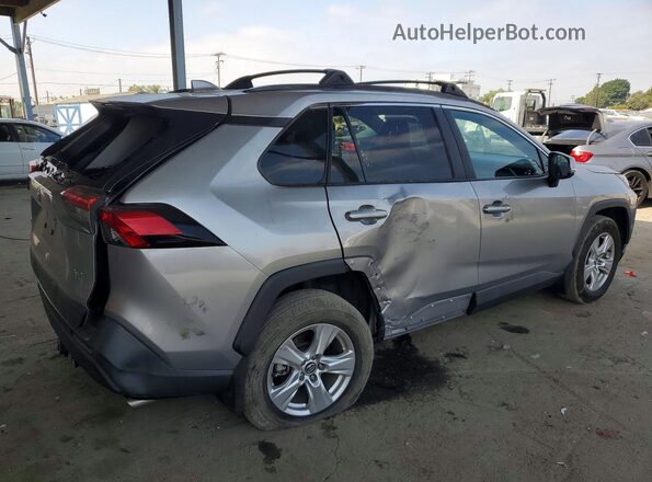 2T3W1RFV8LC044831 2020 TOYOTA RAV4 Silver Задня права чверть