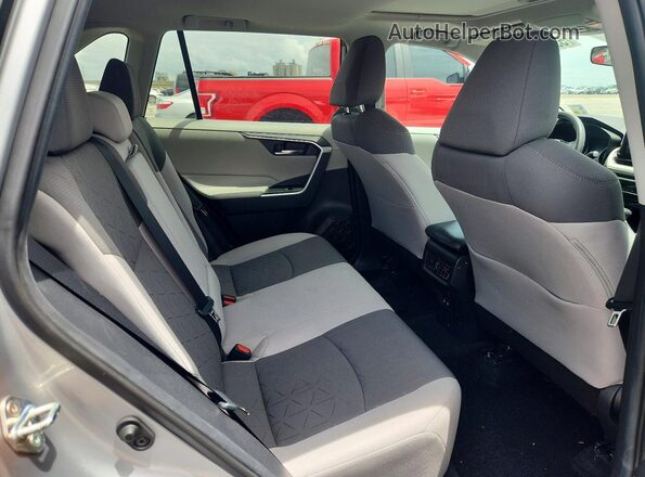 2T3W1RFV8LW098628 2020 TOYOTA RAV4 Silver Rear interior view