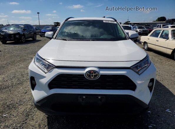 2T3W1RFV8MC104172 2021 TOYOTA RAV4 White Front view