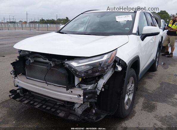 2T3W1RFV8RW325003 2024 TOYOTA RAV4 White წინა მარცხენა ხედი სამი მეოთხედიდან