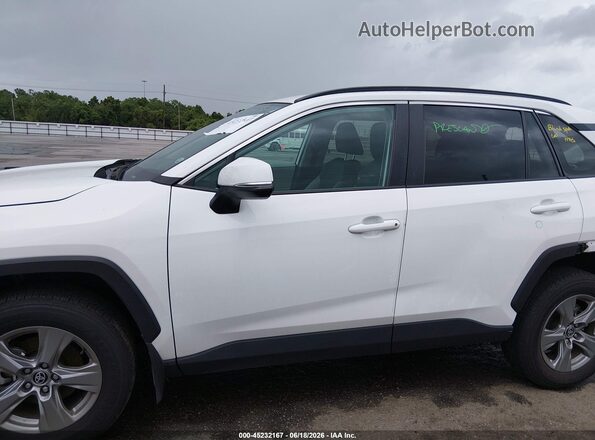 2T3W1RFV8RW325003 2024 TOYOTA RAV4 White სალონის 360-გრადუსიანი ხედი