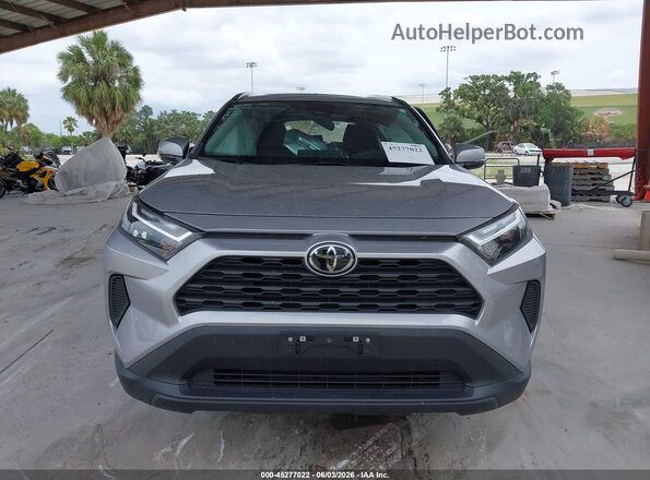 2T3W1RFV9NC187841 2022 TOYOTA RAV4 Silver Սարքավորումների վահանակի տեսք