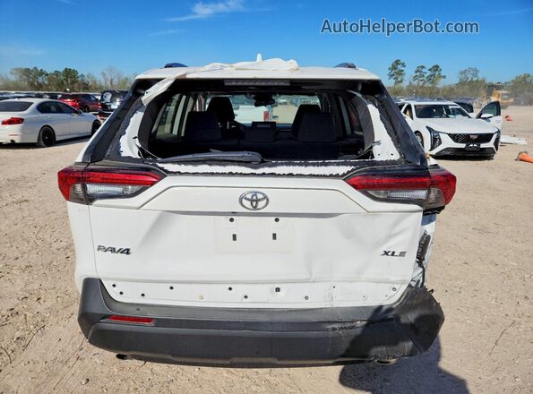 2T3W1RFV9NC199536 2022 TOYOTA RAV4 White Rear view