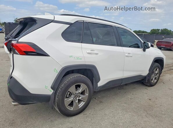 2T3W1RFV9RC259501 2024 TOYOTA RAV4 White 
