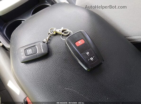 2T3W1RFVXMW136135 2021 TOYOTA RAV4 Gray Vista del salpicadero