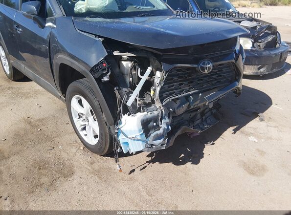 2T3W1RFVXMW137785 2021 TOYOTA RAV4 Gray Вид спереду