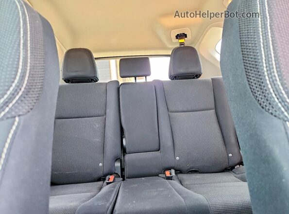 2T3WFREV0HW321013 2017 TOYOTA RAV4 Purple უკანა სავარძლების ხედი