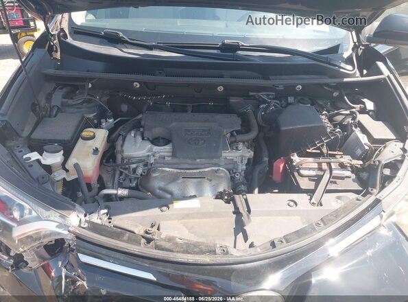 2T3WFREV0HW382037 2017 TOYOTA RAV4 Черный Вид сзади