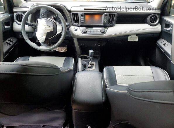 2T3WFREV0JW431419 2018 TOYOTA RAV4 Black Dashboard view