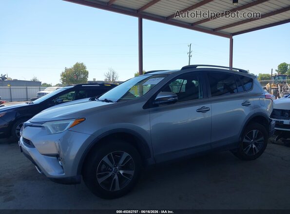 2T3WFREV0JW439052 2018 TOYOTA RAV4 Silver სალონის 360-გრადუსიანი ხედი
