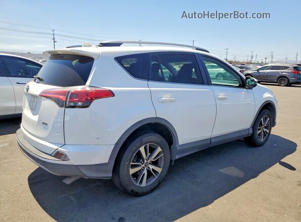 2T3WFREV0JW476327 2018 TOYOTA RAV4 Белый 