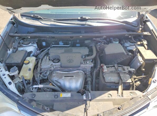 2T3WFREV0JW476327 2018 TOYOTA RAV4 Белый 