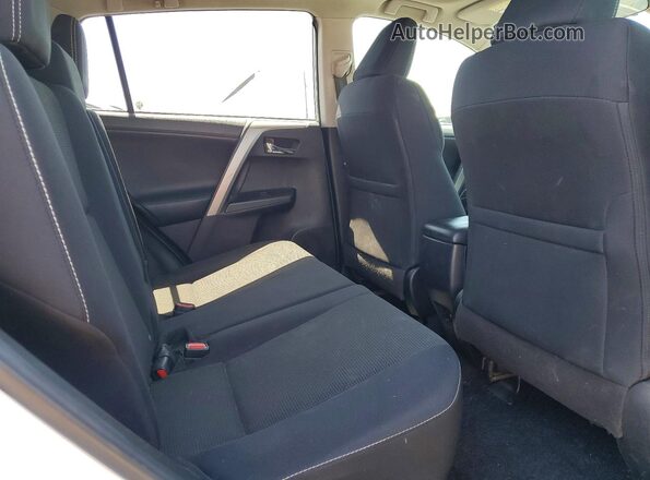 2T3WFREV0JW476327 2018 TOYOTA RAV4 Белый 