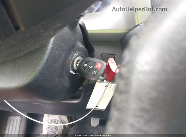 2T3WFREV2GW235698 2016 TOYOTA RAV4 Черный Вид панели приборов